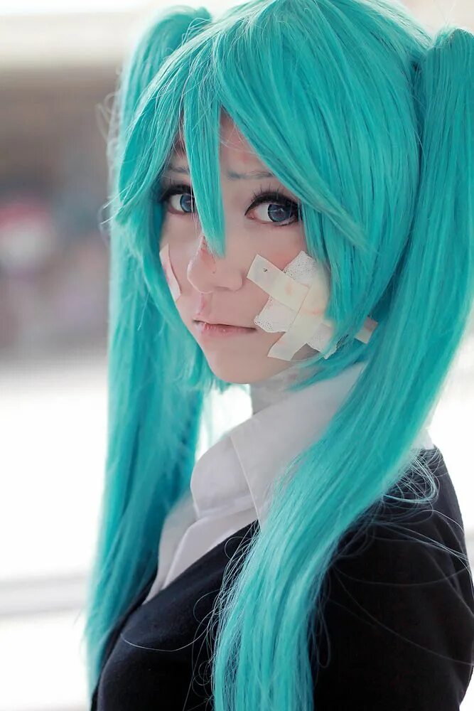 Hatsune miku cosplay. Хатсуне Мику косплей. Хатсуне Мику в реальной жизни. Мику косплей. Хатсуне Мику косплей русский.