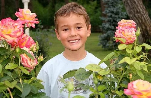 Амир абдразаков. Амир габдульманович абдразаков. амир абдразаков фото. сын абдразакова владимир. владимир амир бородин вк.