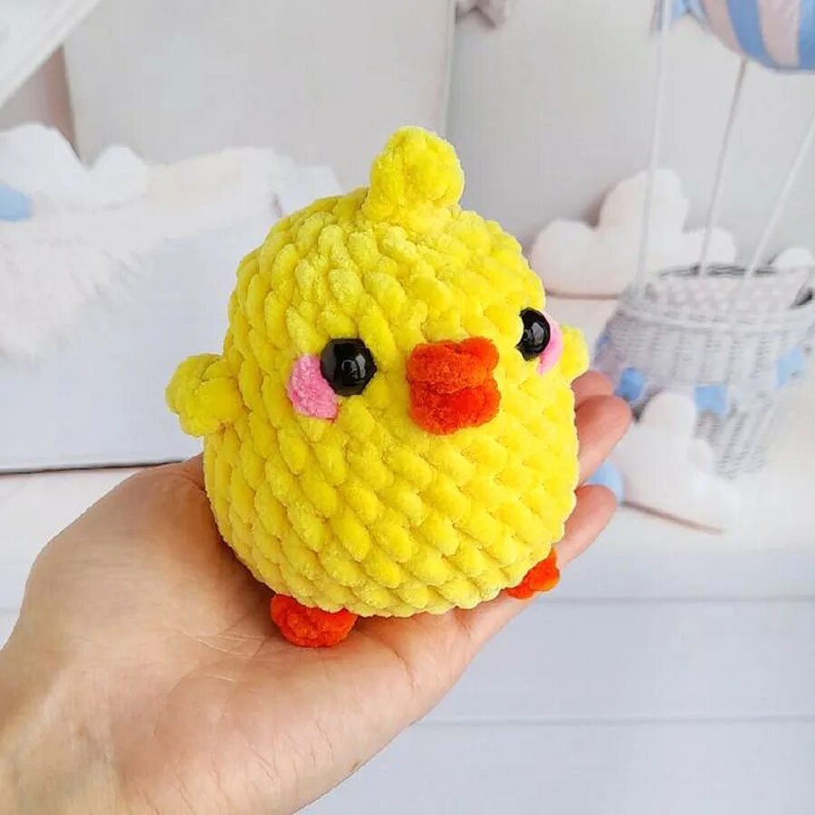Цыпленок амигуруми крючком. Вязаный цыпленок крючком. Цыпленок амигуруми крючком. Маленький цыпленок крючком. Вязаный пасхальный цыпленок.