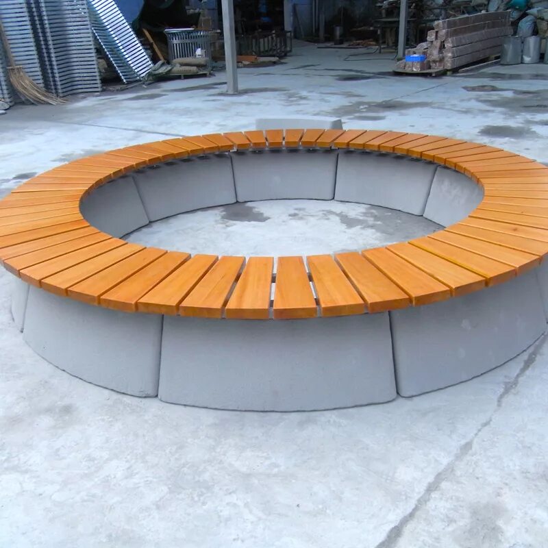 Скамья бетонная круглая. Круглые скамейки бетонные. Круглая скамья из бетона. Круглые скамейки из бетона.
