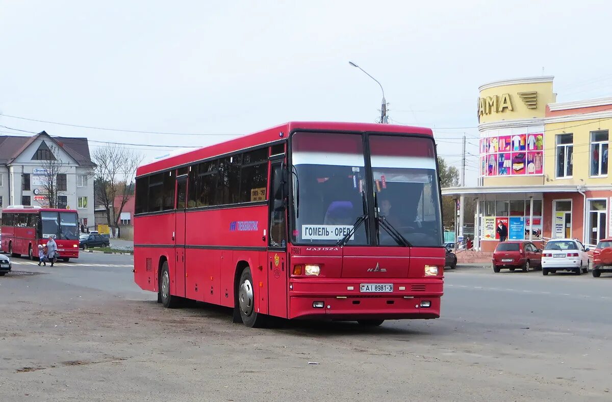 Автобус гомель уваровичи буда. МАЗ 152.060. МАЗ-152 автобус. МАЗ 152-021. МАЗ-152.060 Норильск.