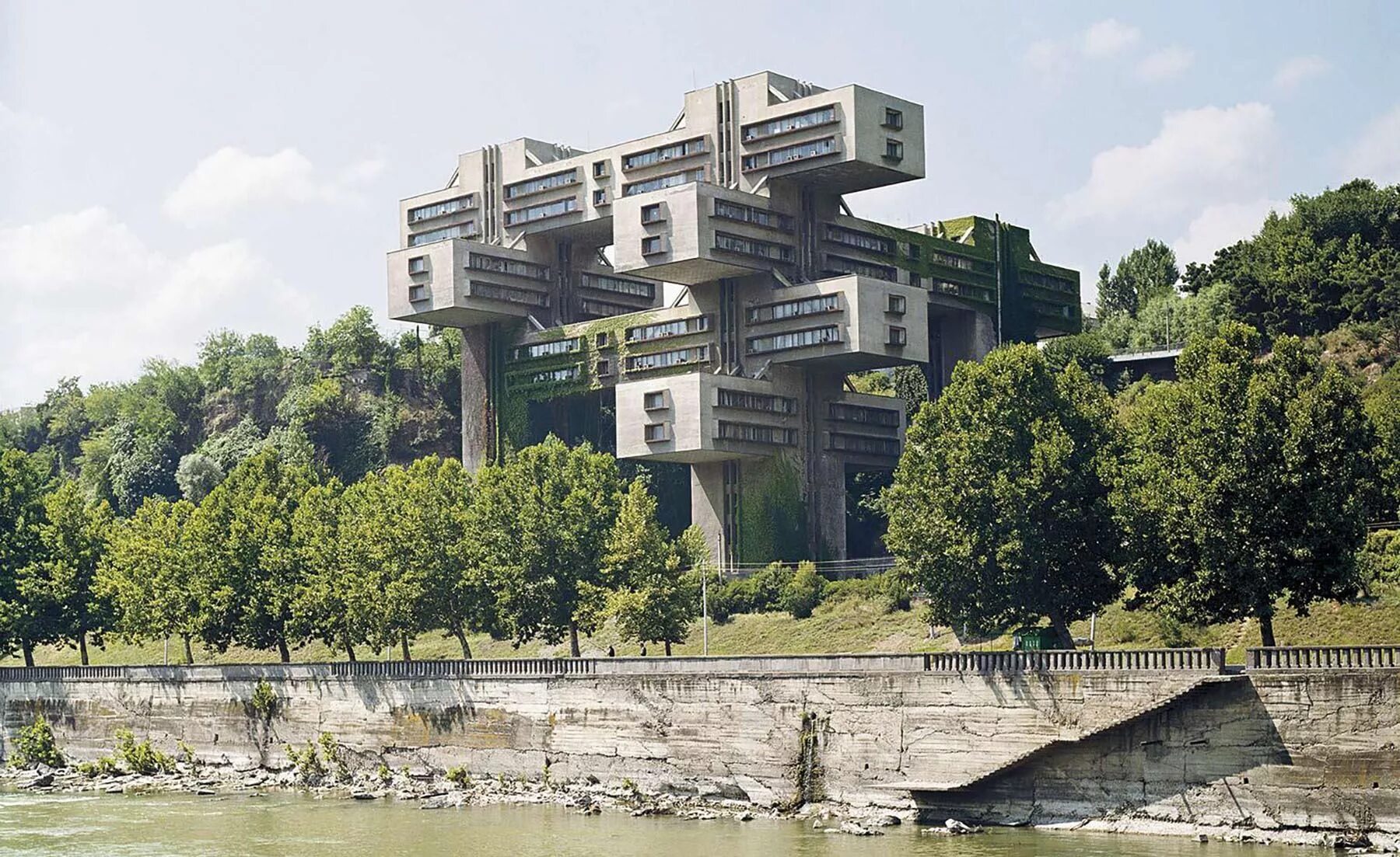 Cosmic communist constructions. Ссср: cosmic communist constructions photographed. Cosmic communist constructions. Frederic chaubin ссср с. Frederic chaubin.