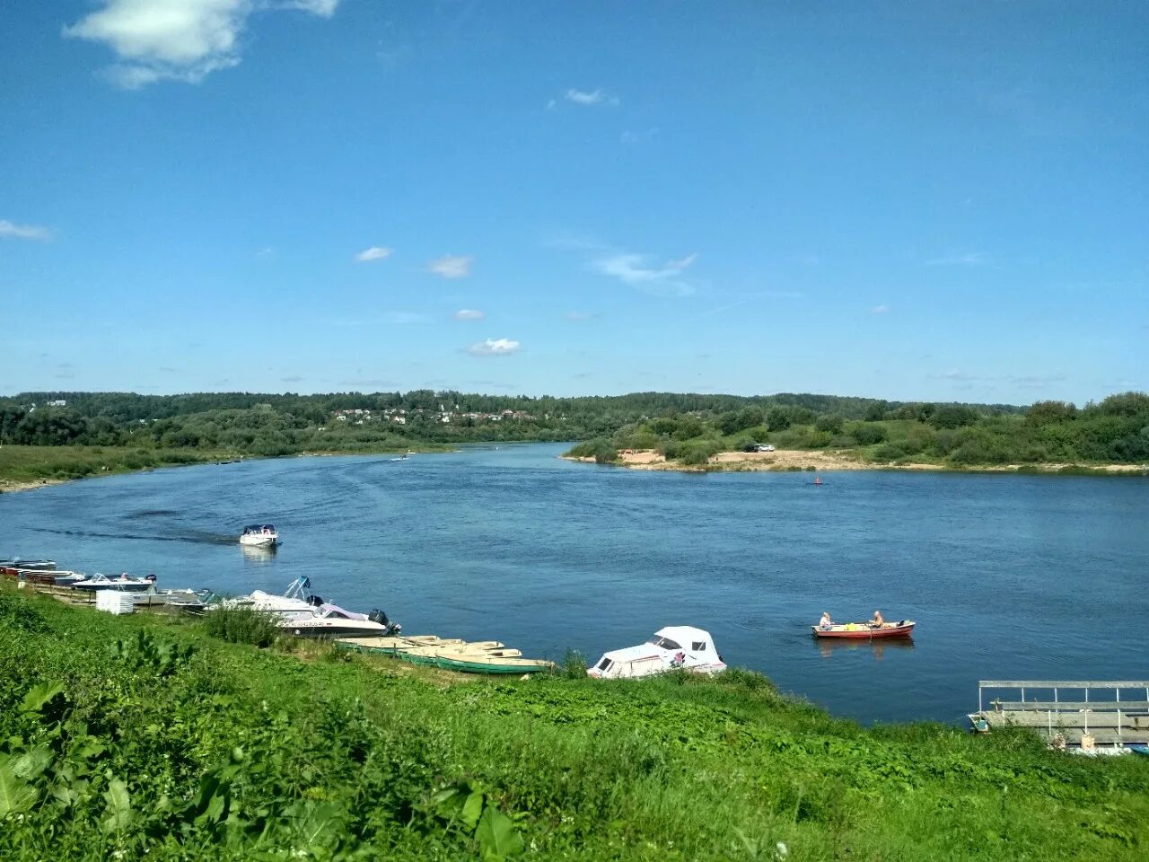 Городок на оке. Река Ока Таруса. Таруса берег Оки. Таруса Поленово Ока. Таруса Поленово пляж Ока.