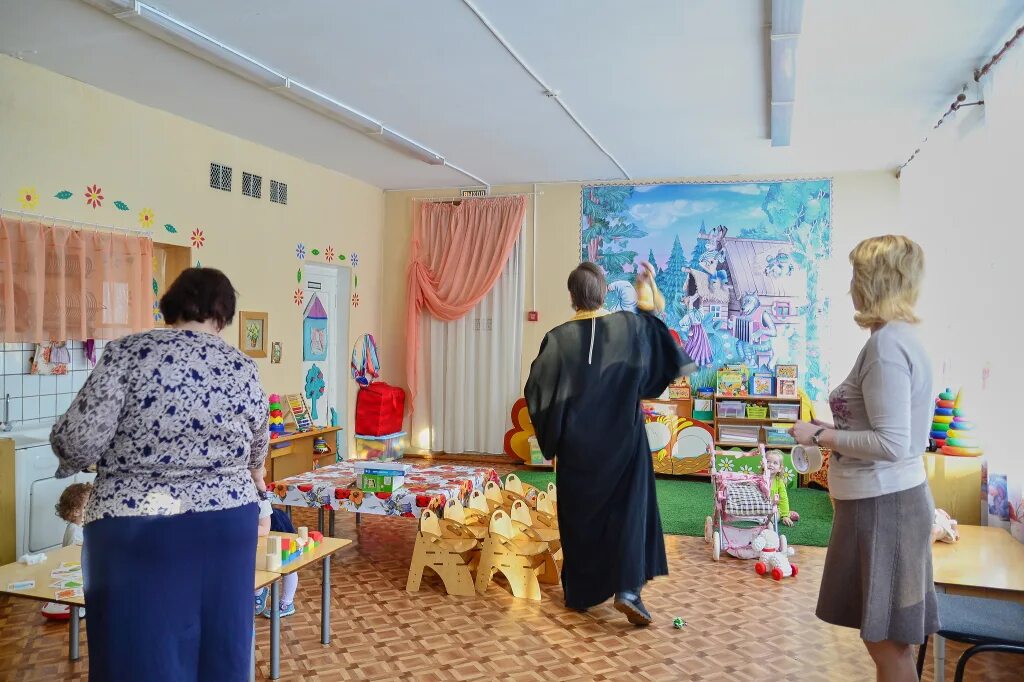 Детский сад родничок строитель заведующая. Заведующая в садике. Заведующая мдоу. Детский сад родничок лотошино. Заведующий детский сад номер 36.