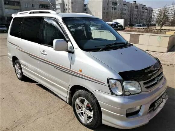 Toyota Town Ace Noah 1999. Toyota Town Noah 1999. Toyota Town Ace field Tourer. Тойота Таун айс Ноах 1999 года 2.0.