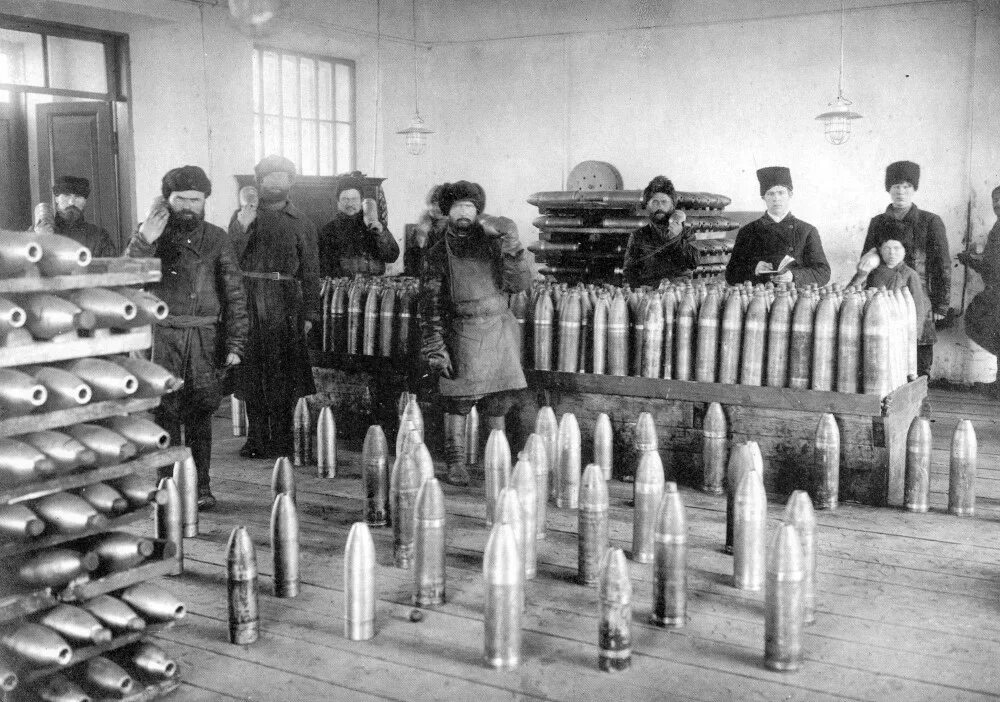 Наука 1914 1930 годы. Чапаевск завод взрывчатых веществ. Чапаевский завод боеприпасов в годы войны 1941-1945. Самарский завод взрывчатых веществ. Завод боеприпасов в Чапаевске Великая Отечественная война.