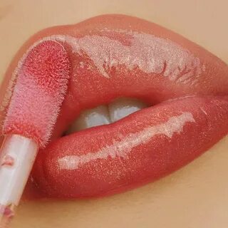 B colour блеск для губ