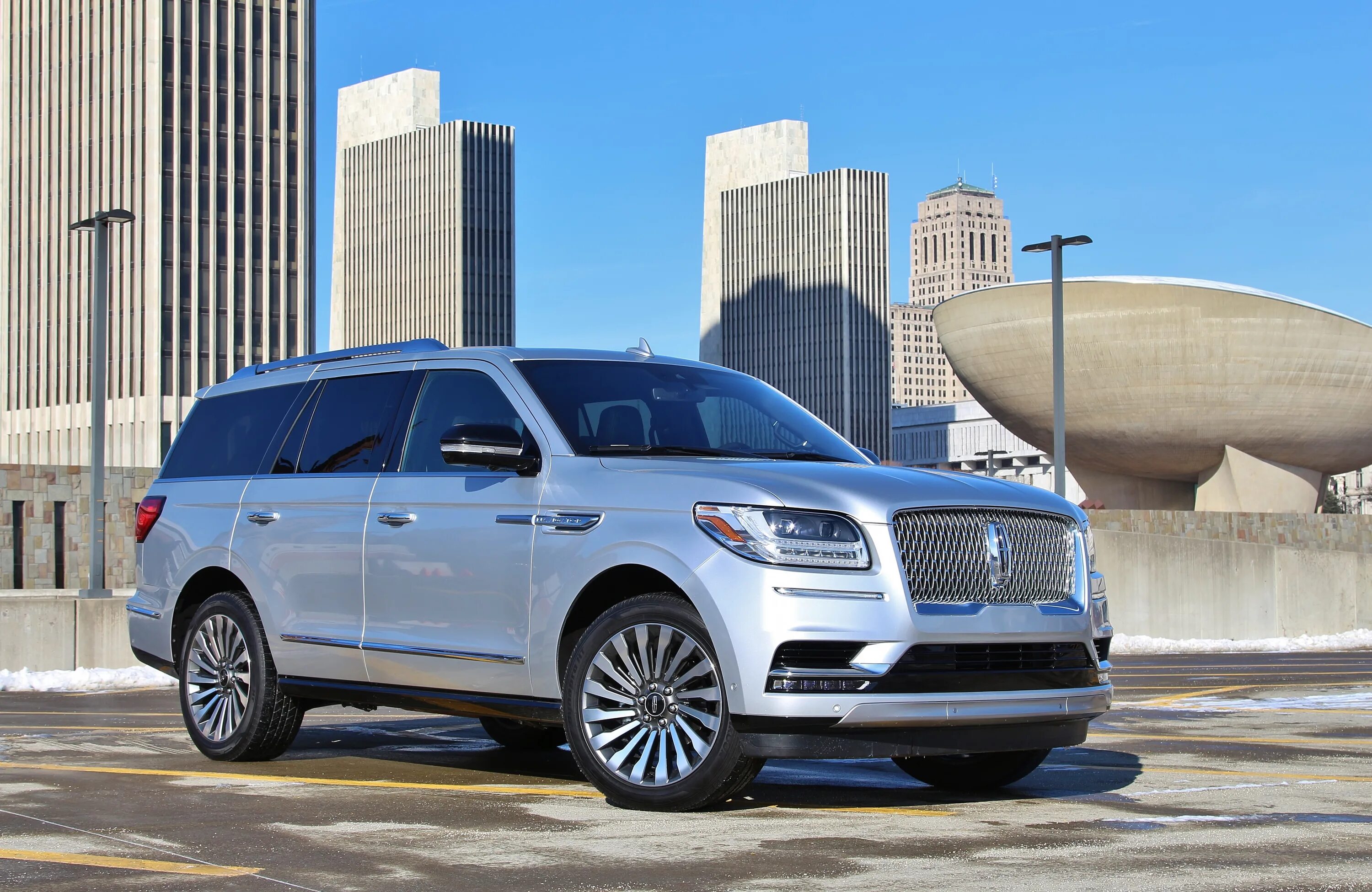 Lincoln navigator 2025. Linkoln navigator 2018. новый lincoln navigator. внедорожник lincoln navigator 2025.