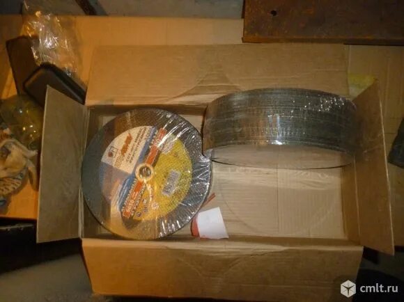 Упаковка дисков отрезных. 6x22. Упаковка дисков отрезных. Упаковка дисков отрезных. Диск отрезной по металлу т41 125*1,0*22,2 мм.