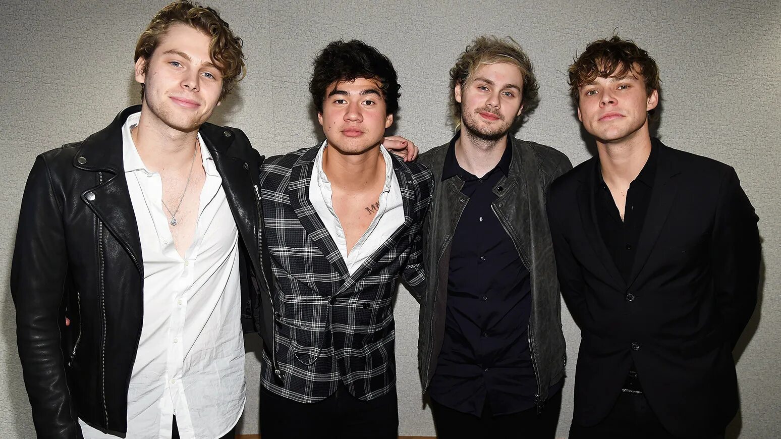 Seconds of summer. 5 seconds of summer. группа 5sos. 5sos участники. группа 5 seconds of summer участники.