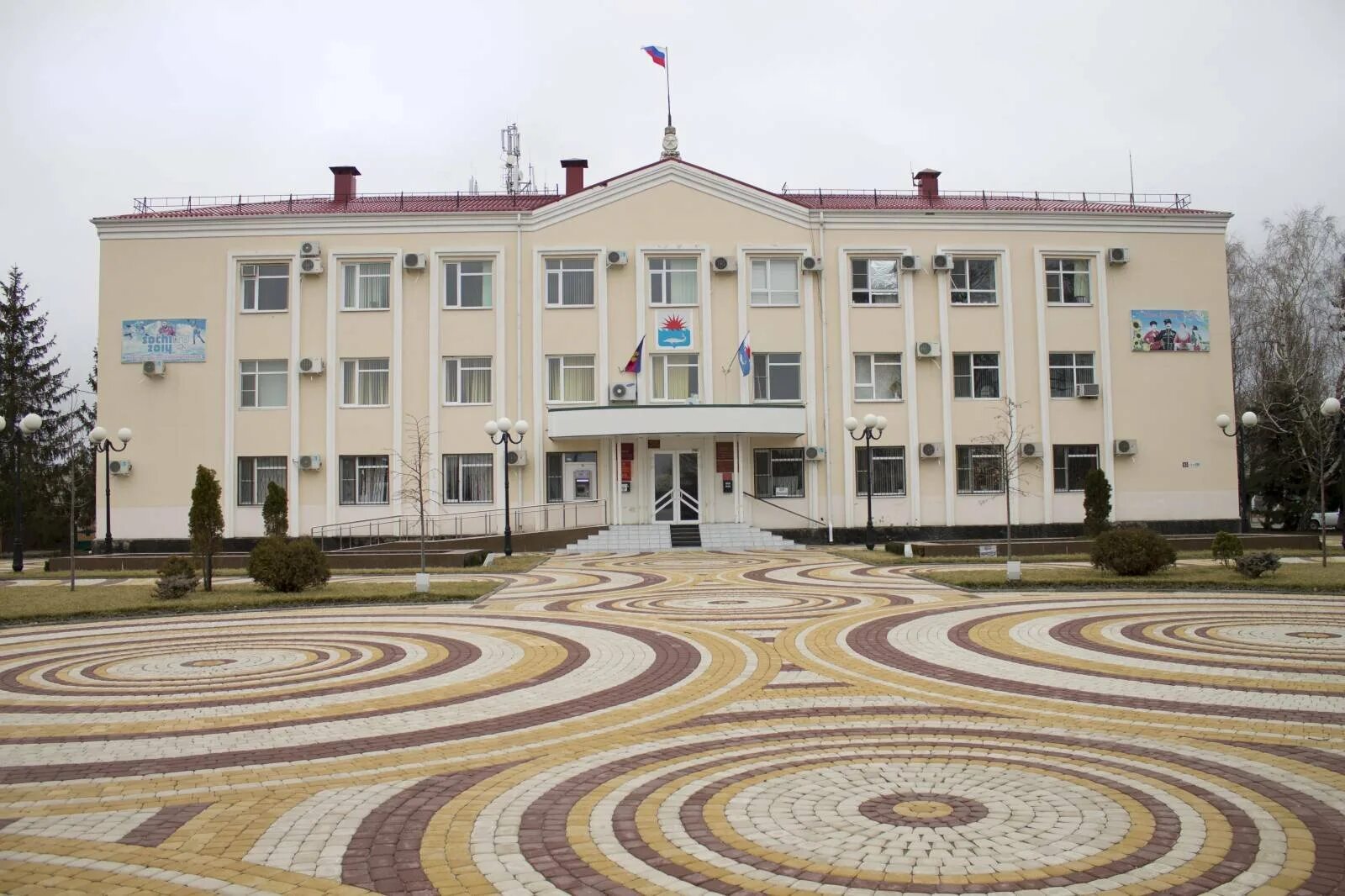 Рп приморско ахтарск. Азовское море приморско-ахтарск. приморско-ахтарск центр города. г. приморско-ахтарск (приморско-ахтарский район). маяк город приморско-ахтарск.
