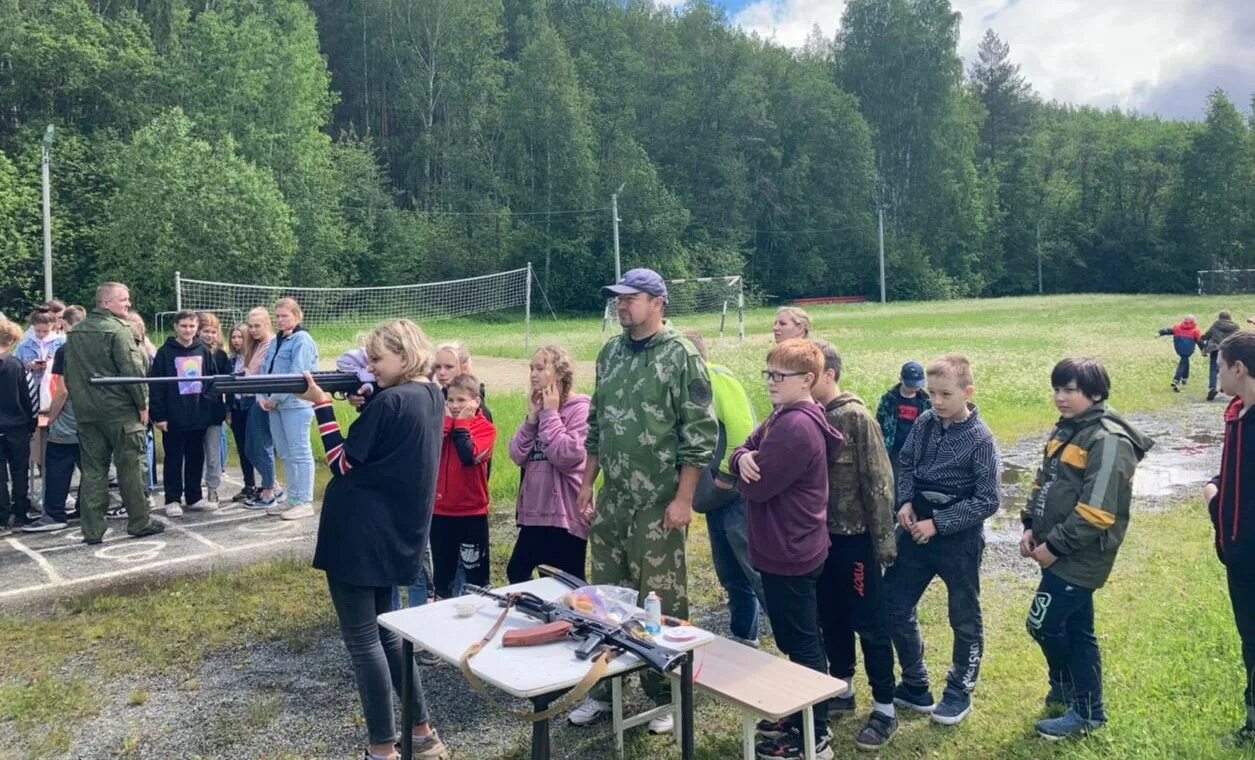 Организация отдыха детей нижний тагил. Лагерь солнечный нижний тагил. лагерь звёздный нижний тагил. республика солнечная 2025. нижний тагил лагерь руш детский 2025.