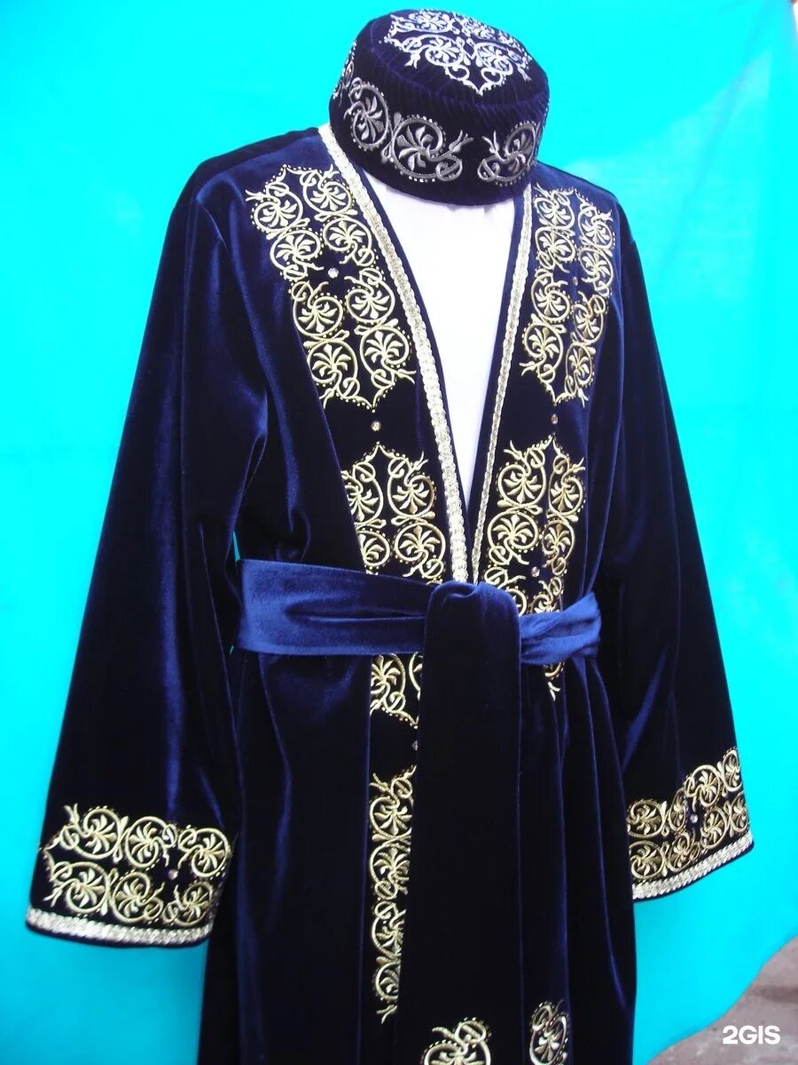 Чапан казахский. Бухарский чапан. Чапан татарский. Шапан казахская одежда.