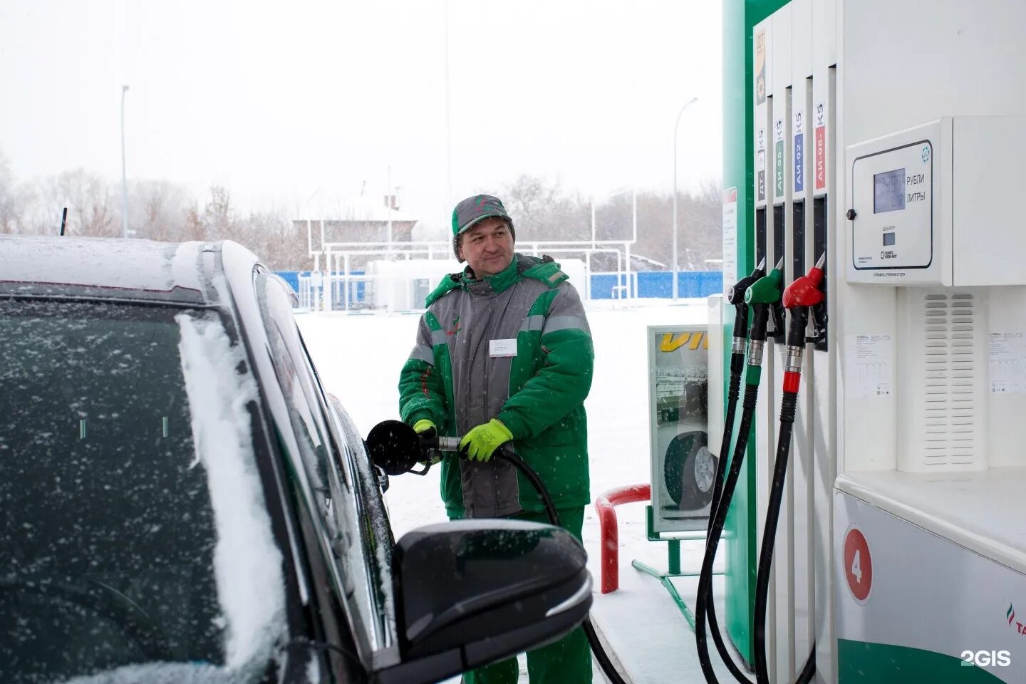 Оператор татнефть. Азс татнефть ульяновск. татнефть азс центр альметьевск.
