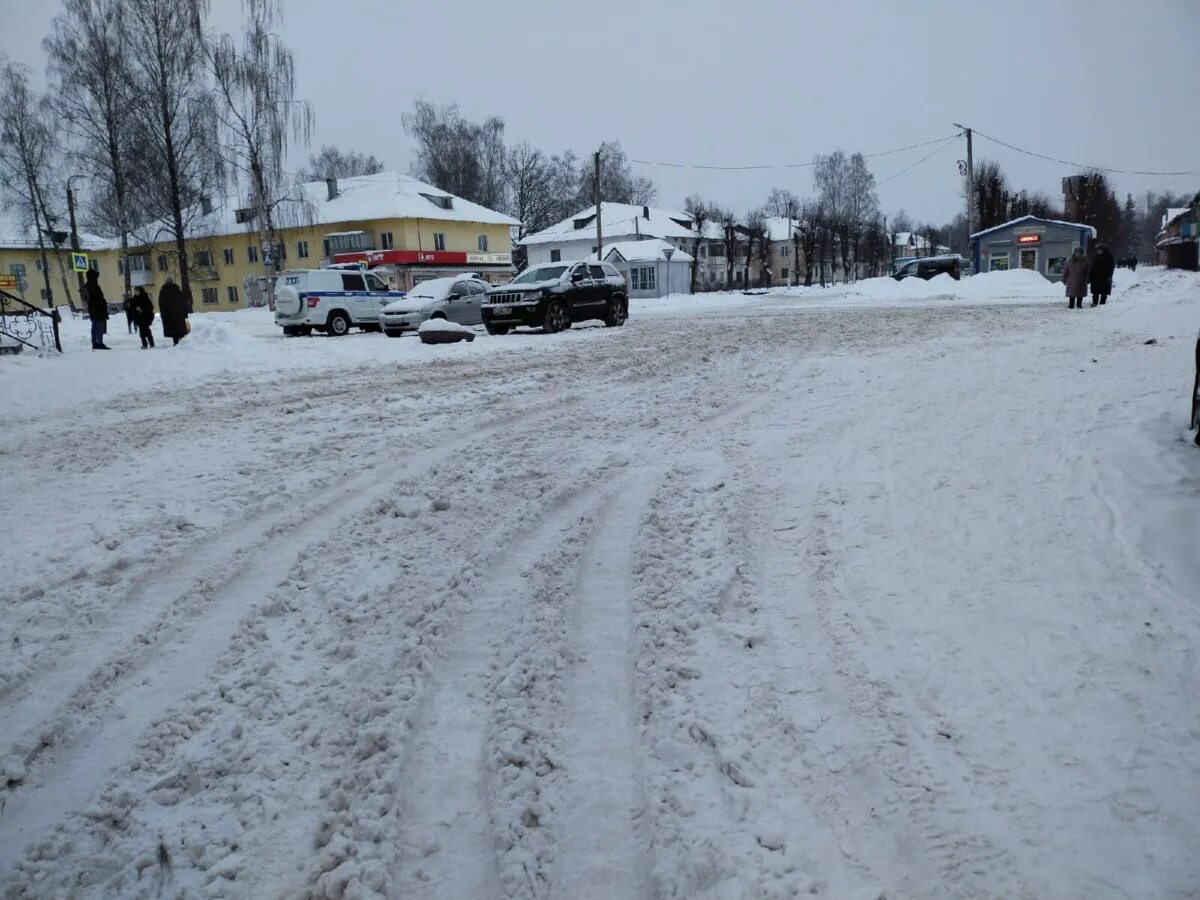 Погода верхнеднепровский смоленская область на 10 дней. Поселок Верхнеднепровский Дорогобужский район. Посёлок Верхнеднепровский Смоленская. Смоленская область Дорогобужский район пгт Верхнеднепровский. Поселок Верхнеднепровский Смоленской области.