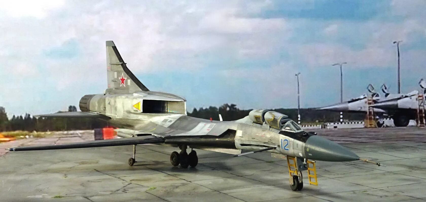 Миг 321. 1. Миг 321 самолет. Миг 321 характеристики. Миг 321.