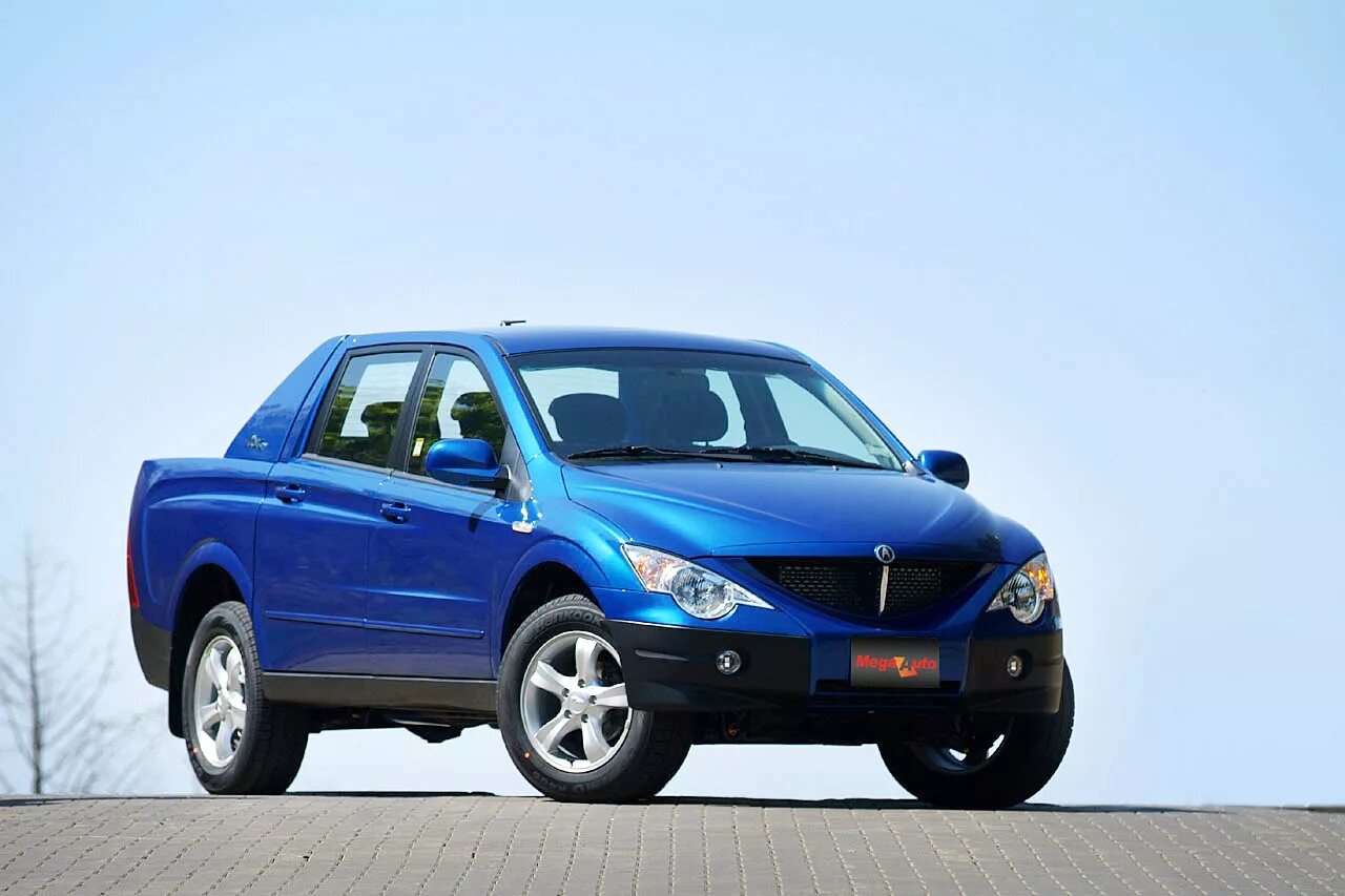 SSANGYONG Actyon Sports. SSANGYONG Actyon Sports ax7. Саньенг Актион спорт синий. Автомобиль марки SANGYONG Action Sports.