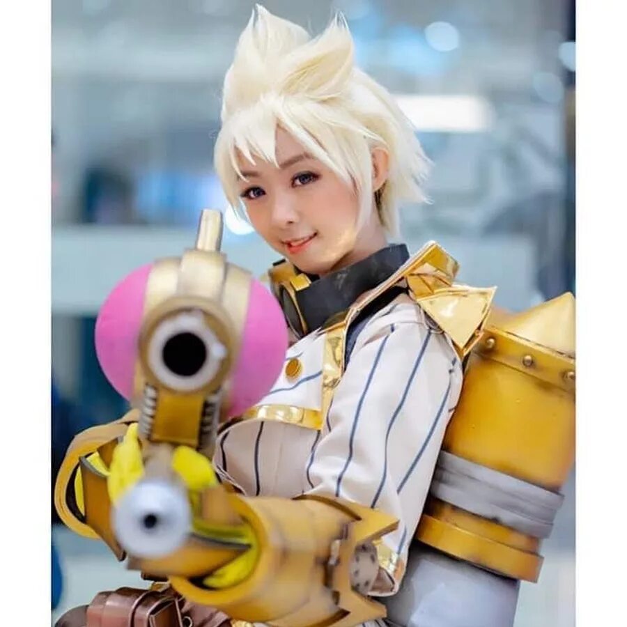 Ван ван аниматор. Mobile legends косплей руби. косплей mobile legends bang bang. ванван косплей мобайл легендс. mobile legends косплей лесли.