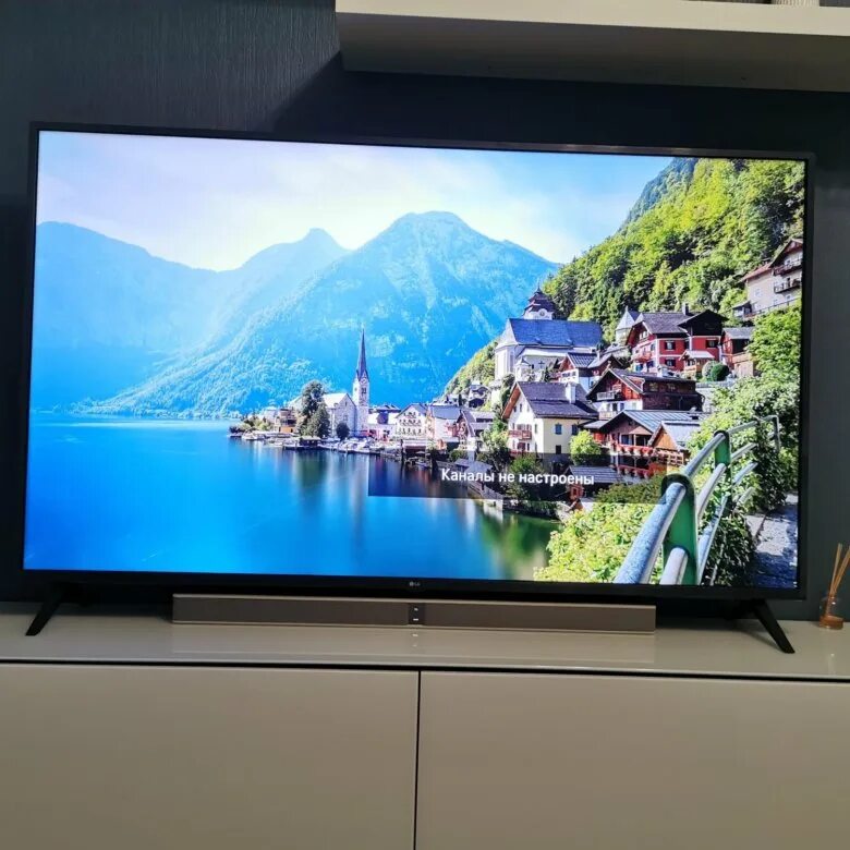 Производители недорогих телевизоров. LG 65um7300. LG 55um7300plb. Телевизор LG 65um7300. Телевизор LG 43um7020.