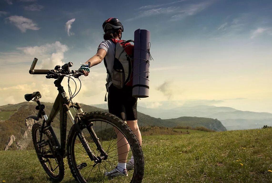 Bike traveling. Гонщицкий велотуризм. Путешествие на велосипеде. Поход на велосипеде.