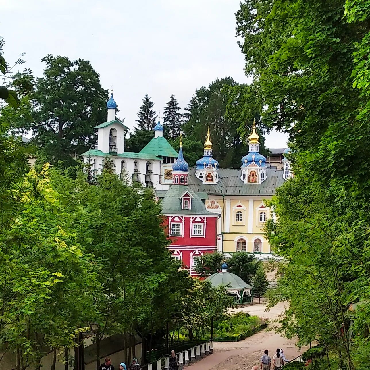 Сахалин 35. Печоры псковская область погода сегодня. Гдов псковская область. Печоры псковская область погода сегодня. Печоры города псковской области.