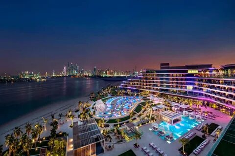 W dubai