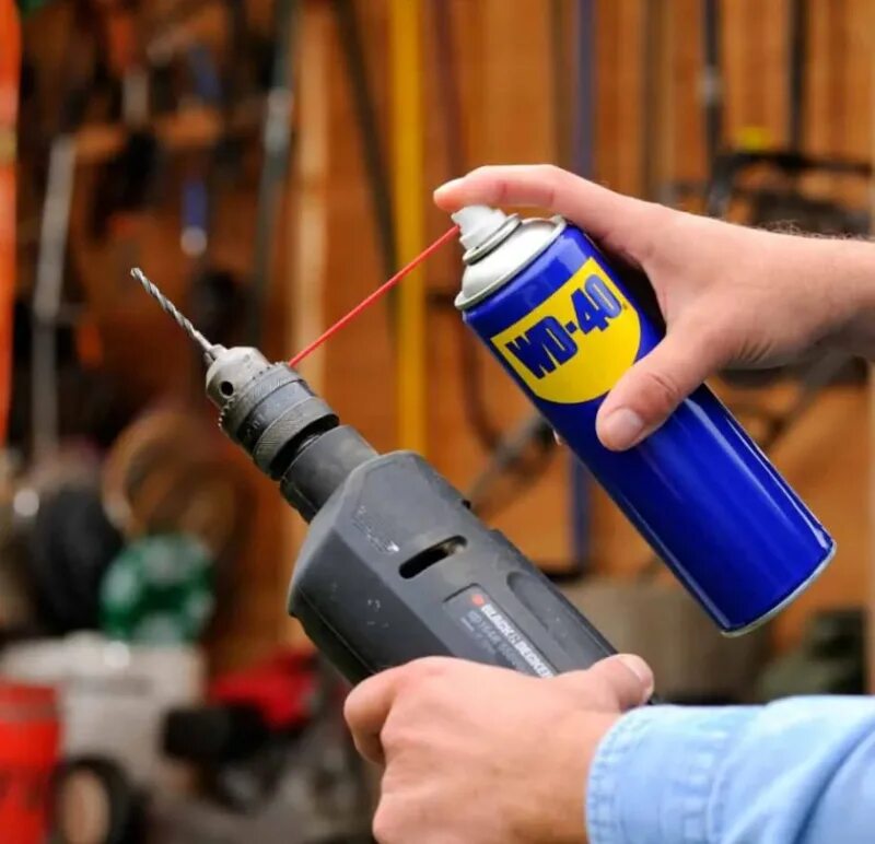 Wd 40 это. Смазка многоцелевая WD 40 400мл. Смазка многоцелевая "WD-40" 200мл. Средство смазочное универсальное WD-40. Спрей смазка вд40.