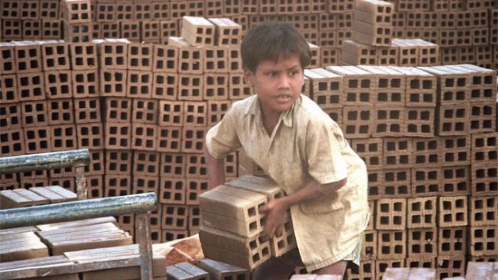 Эксплуатация детского труда. Тяжелый труд подростков. Рабский труд детей. Child labour presentation. Child labour construction working deviant art.