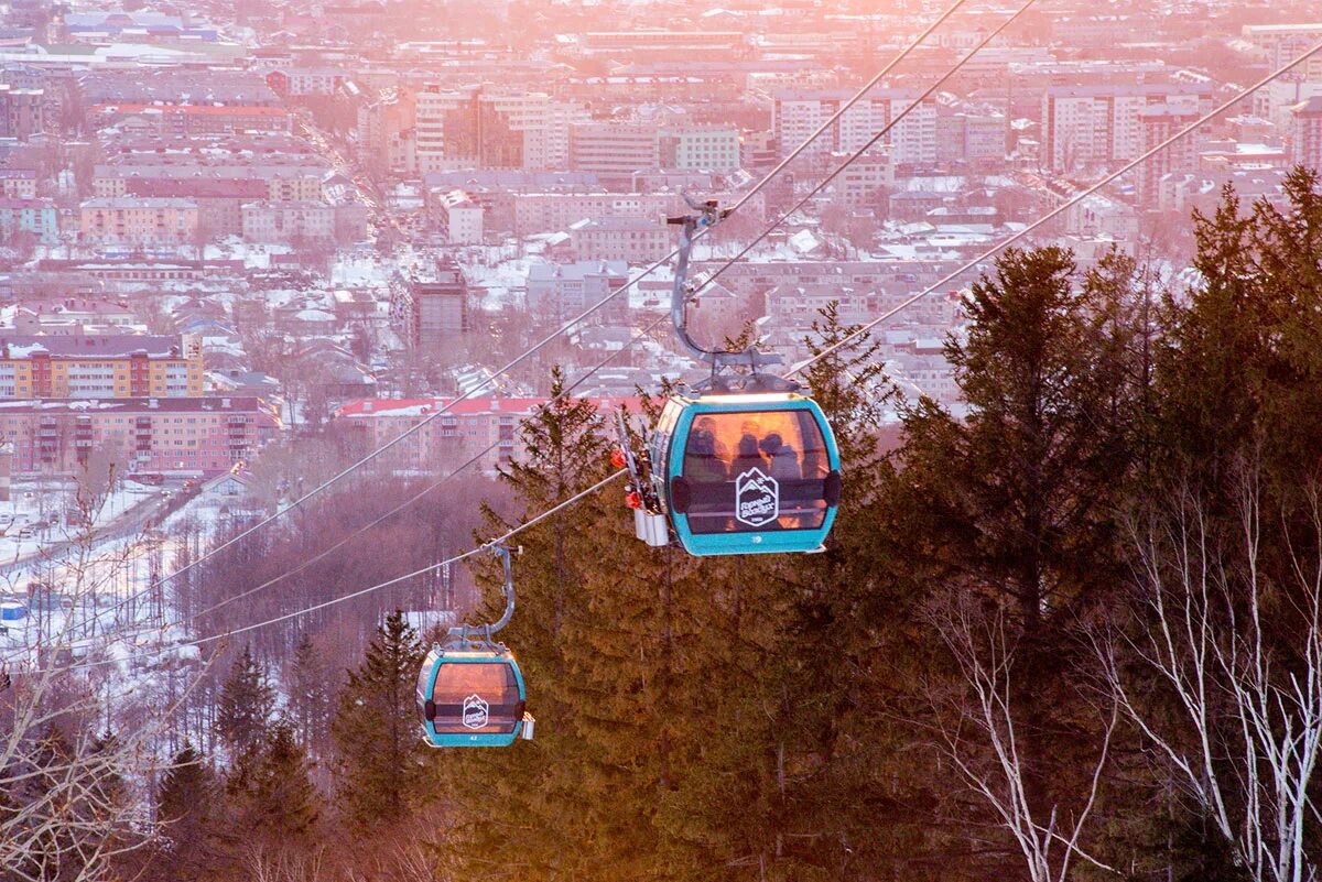 Горнолыжные курорты дальнего востока. Камчатка красная сопка горнолыжка. Горнолыжные курорты дальнего востока. Сахалин горнолыжка горный воздух. Сахалин горнолыжный курорт горный воздух.