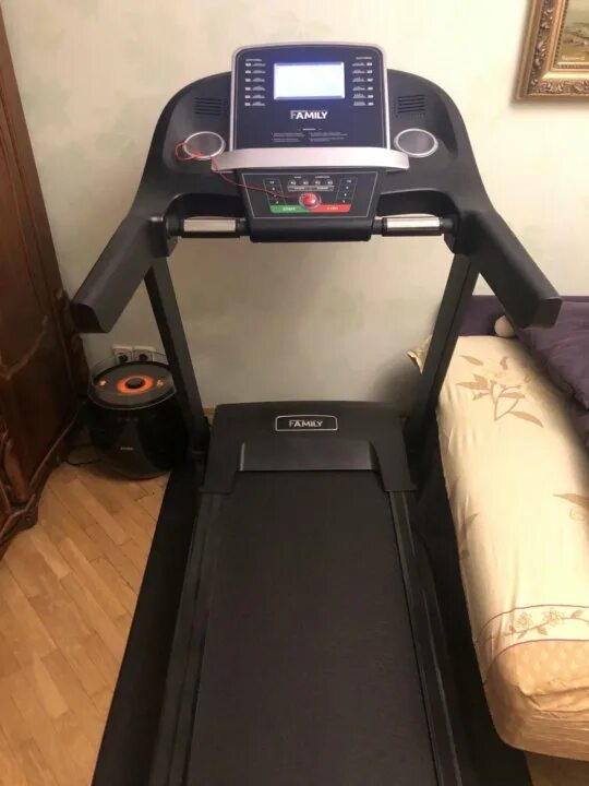 Беговая дорожка tm 300. Беговая дорожка eisenhof tm500. Электрическая беговая дорожка neomotion tm-300. Беговая дорожка family tm 300m. Беговая дорожка tm 300.