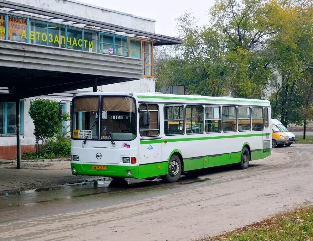 ЛИАЗ-5256 Новокуйбышевск. Автостанция Новокуйбышевск. ЛИАЗ 5256.45 Самара. Новокуйбышевск ЛИАЗ. Автостанция пригородных автобусов