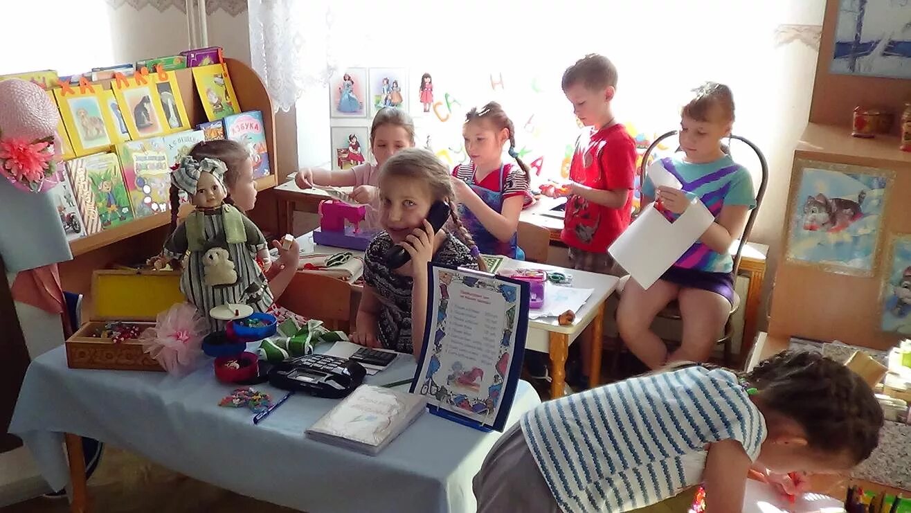 Игры в подготовительной группе по фгос. Сюжетно-ролевая игра школа в подготовительной. сюжетно-ролевые игры в подготовительной группе. сюжетно-ролевая игра школа в подготовительной группе. ролевые игры в детском саду подготовительная группа.