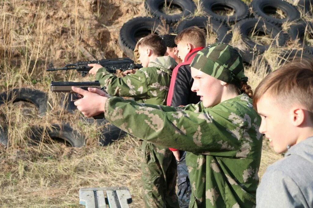 Военно патриотический лагерь Ладья Братск. Военно патриотические сборы. Военно патриотические сборы Зарница. Патриотическое воспитание Зарница.