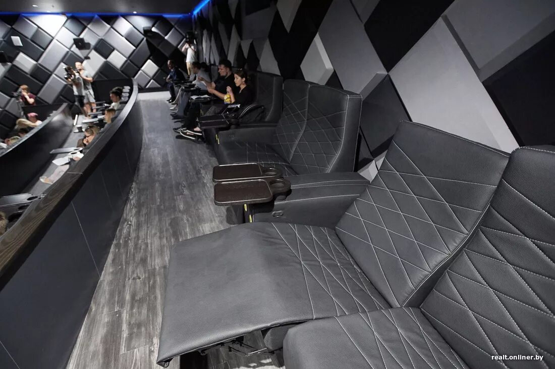 Петра мстиславца, 11. Imax вип зал казань. Вип зал сильвер молл. Рига молл вип зал. Вегас вип зал кинотеатр.