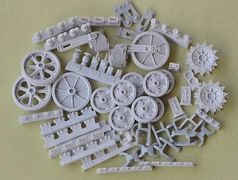 Танкетка tkw-ii. 35. Озон недорогие пуговицы диаметром 18 мм. Озон недорогие пуговицы диаметром 18 мм. Mtl-35052 masterclub 1/35 металлические траки для т-90.