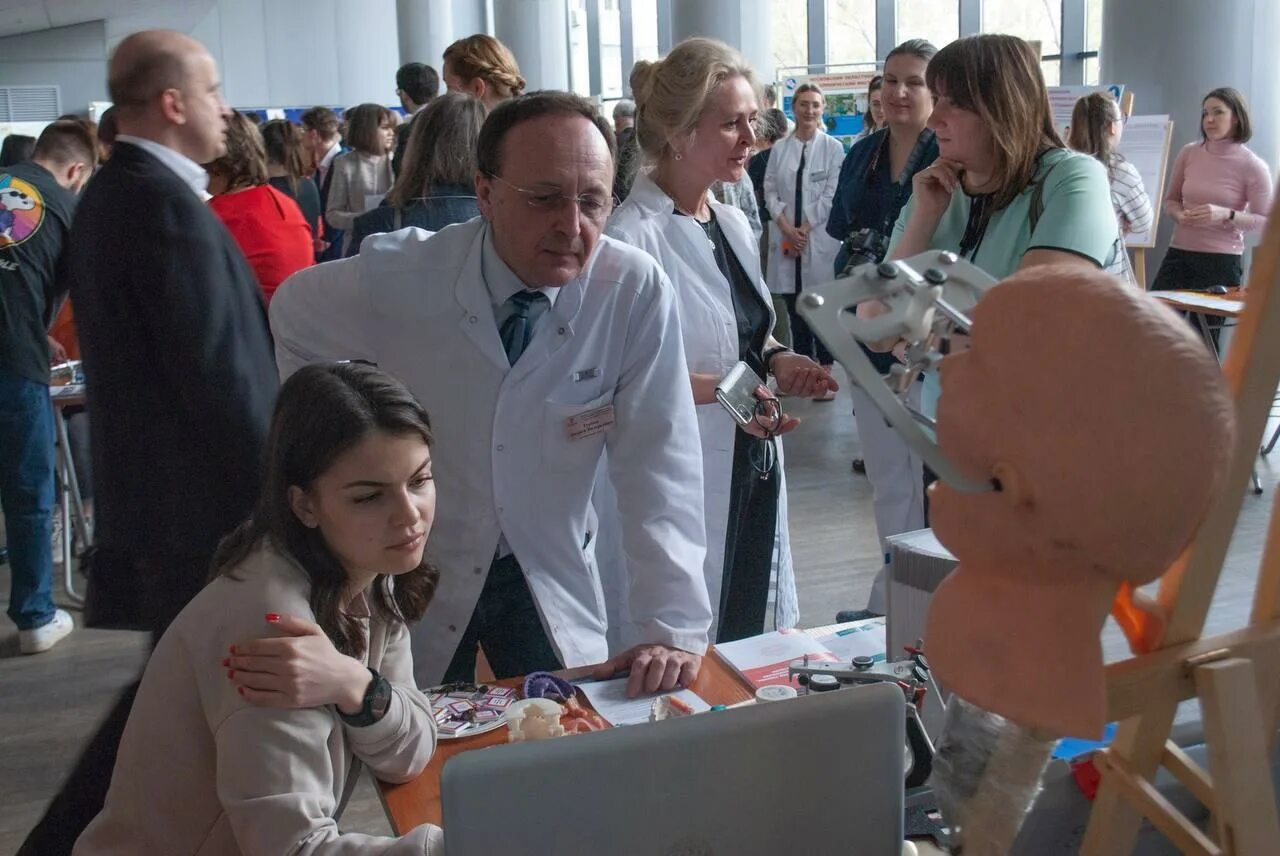 Моники шумаков. Моники больница эндокринологическое отделение. Главврач моники в москве. Моники новости. Моники новости.