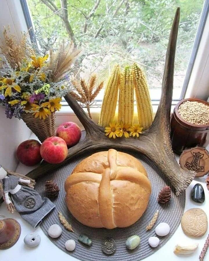 Ламмас алтарь. Ламмас дата. Ламмас лугнасад. Ламмас праздник. Ламмас лугнасад.