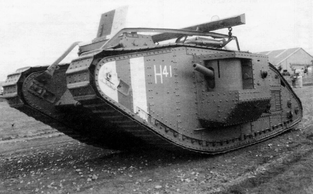 M1 mark. Танк 1 мировой войны. Британские танки первой мировой войны. Тяжелые танки первой мировой войны.