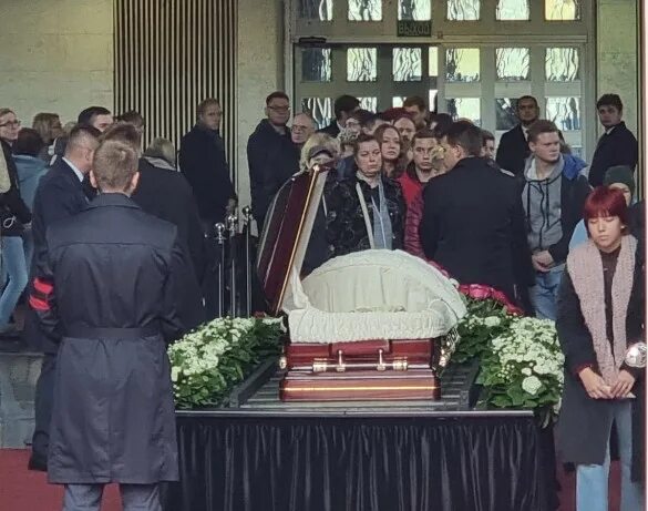 Похороны Бориса Моисеева. Похороненных б