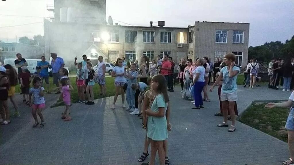Архитектура 17 века. Школа 27 трубино. Трубино тверская область. День снега 2023. День трубино.