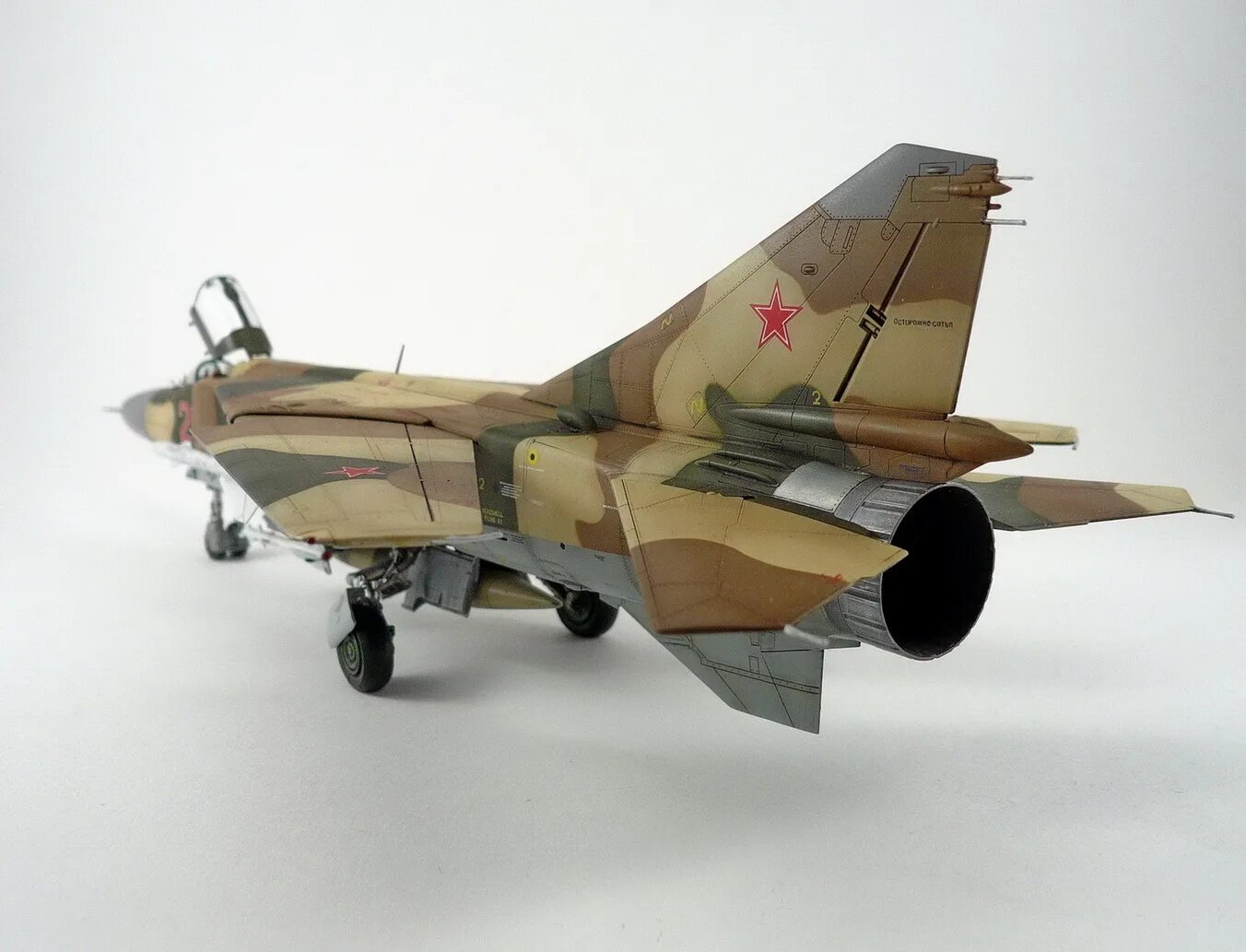 Mig-19 1/48. Осциллограф с1-48б, с1-59. А-6 интрудер италери 1:144. С1 48. Миниатюры 1/48.