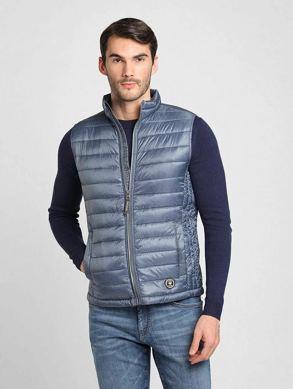 Озон безрукавки мужские. Жилет мужской тактический 7xl. Ea emporio armani жилетка. Озон безрукавки мужские. Жилетка мужская утепленная hollister.