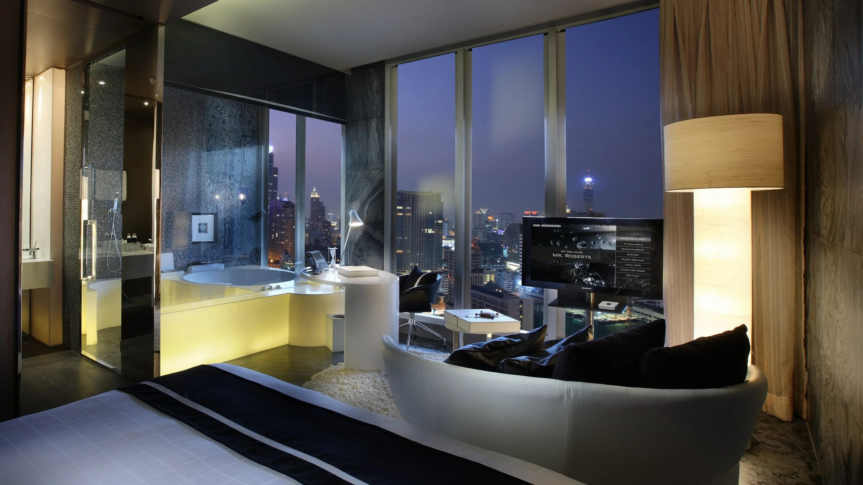 Mid century modern architecture. Сингапур архитектура park royal. Sofitel so бангкок. Novotel kievskaya москва. Мандарин ориентал бодрум.