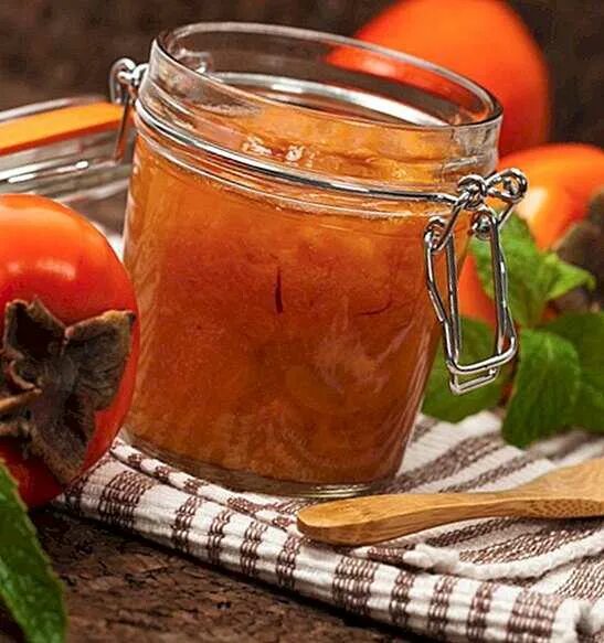 Компот из хурмы и яблок. Компот из хурмы и яблок