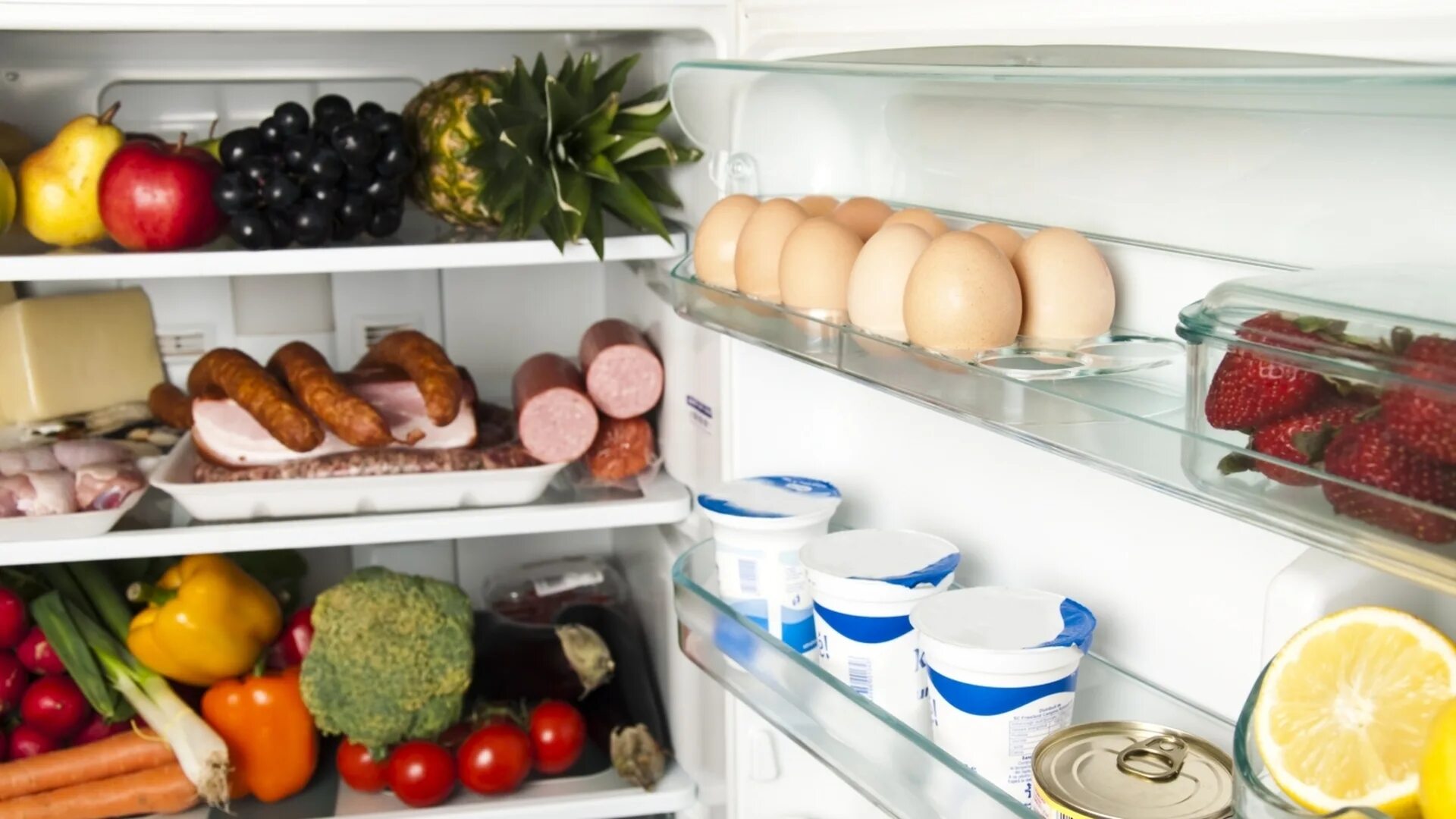 Холодильник без no frost. Холодильники Krona. Холодильник с продуктами. Хранение продуктов в холодильнике.