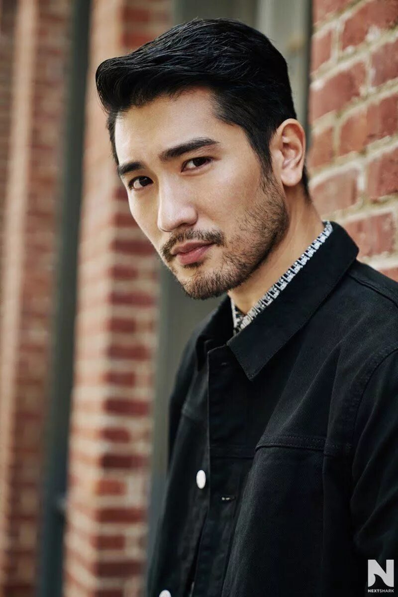 Мужчина на узбекском языке. Корейский актер Godfrey Gao. Годфри Гао бородатый. Узбеки мужчины. Красивые узбеки парни.