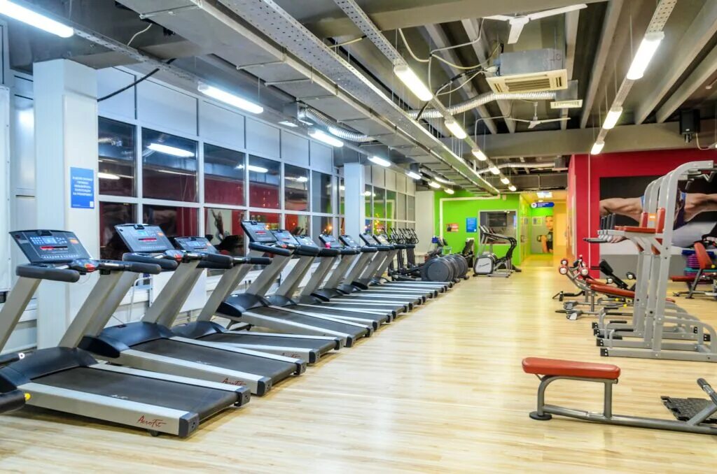 Фитнес-клуб alex fitness бирюлево. Ереван плаза фитнес клуб. Кардиокинотеатр что это. Alex fitness бирюлево. Фитнес клуб бирюлево.
