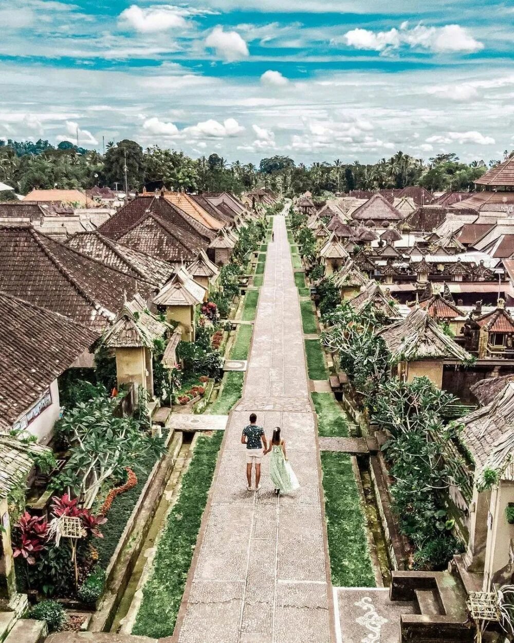 Традиционная деревня Бали Таман Аньяр. Вид деревни на Бали. Bali Villages достопримечательности. It деревни на Бали.