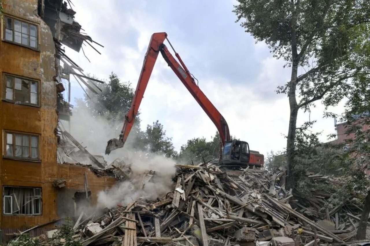 новости сноса аварийных домах. новости сноса аварийных домах. снос аварийного жилья югра. новости сноса аварийных домах. хрущевки сносят.