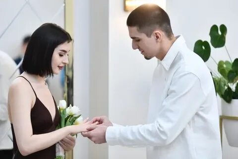 Жениться в 20